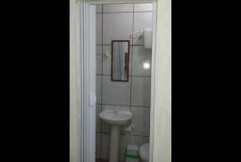 2001759845-f 3.jpg